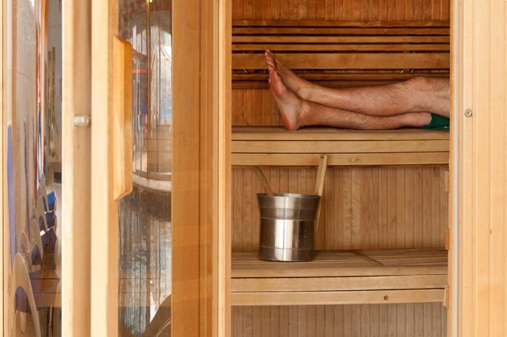 Kingfisher Hot Tub & Log Burner House On Premium Lakeside With Resort Facilities St Columb Major Ngoại thất bức ảnh