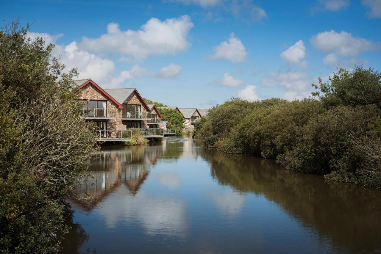Kingfisher Hot Tub & Log Burner House On Premium Lakeside With Resort Facilities St Columb Major Ngoại thất bức ảnh